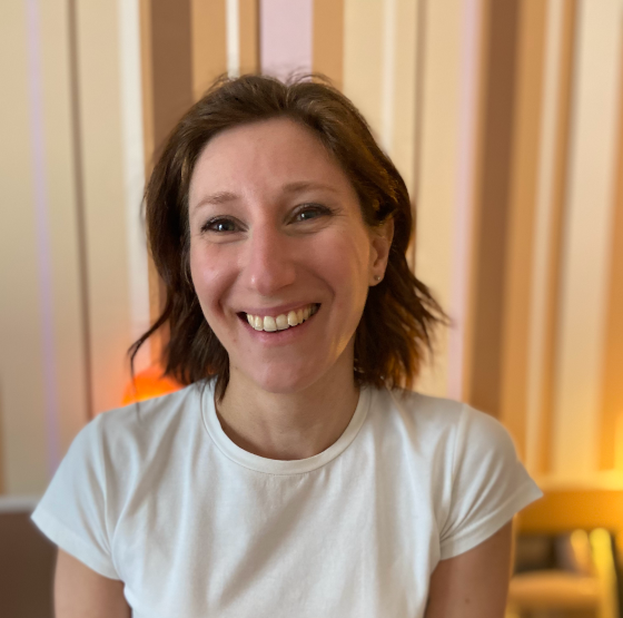 Elisa Massolini, Operatrice Olistica